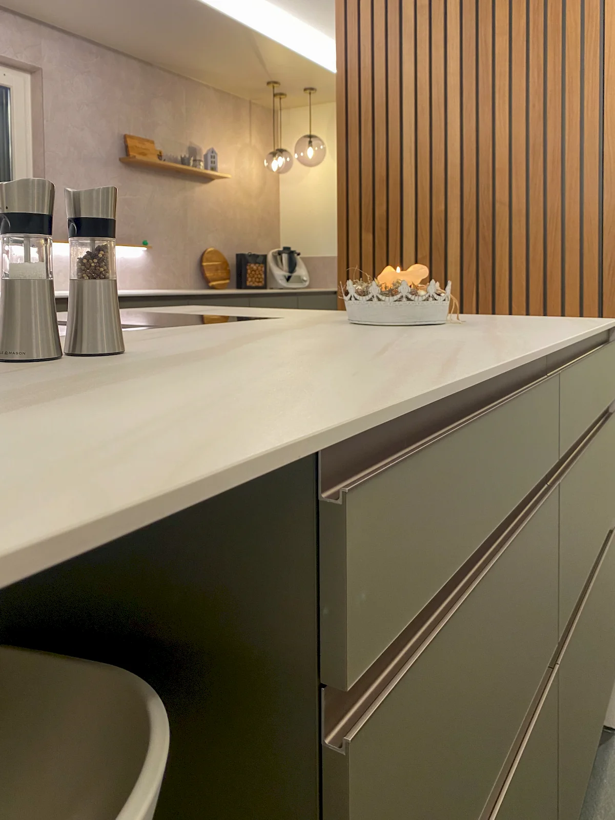 Kuechen-gruen-WERDER-Schreinerei-AG-Thurgau