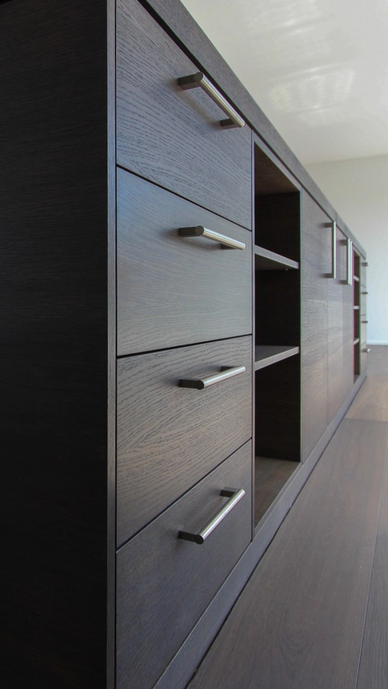 Moebel-massivholz-sideboard-WERDER-Schreinerei-AG